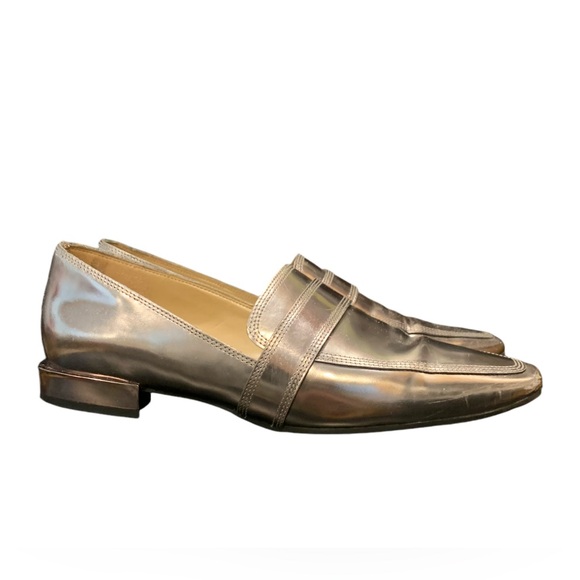 Naturalizer Women’s Cicero Leather Metallic Snip Toe Flat Slip On Shoe Size 8M - Picture 1 of 13